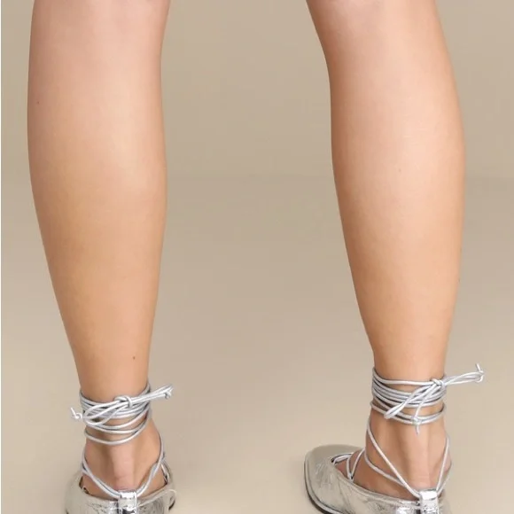 Dolce Vita Metallic Silver Lace-Up Pointed Flats - Picture 3 of 4
